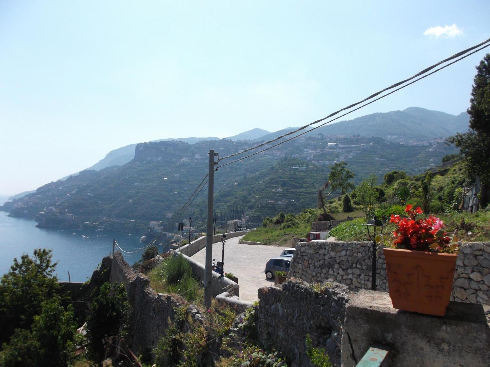 Casa Vacanze Nonno Aldo Minori Extérieur photo